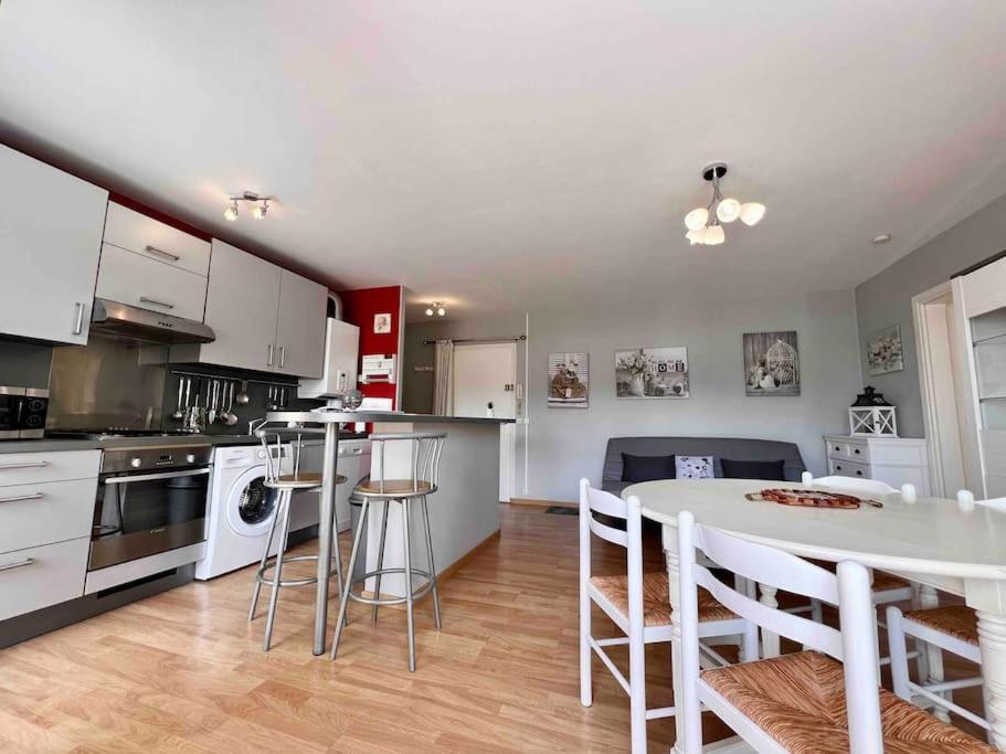 Appartement Sur Le Port. Grandcamp-Maisy Luaran gambar
